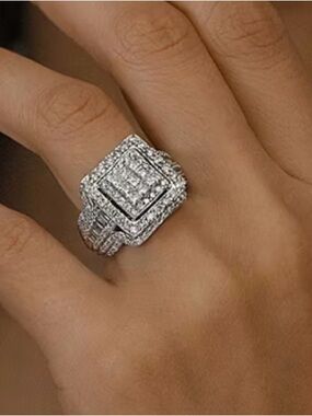 Grown White Diamond 10K Gold Side Stone Halo
Engagement Ring
Size 7